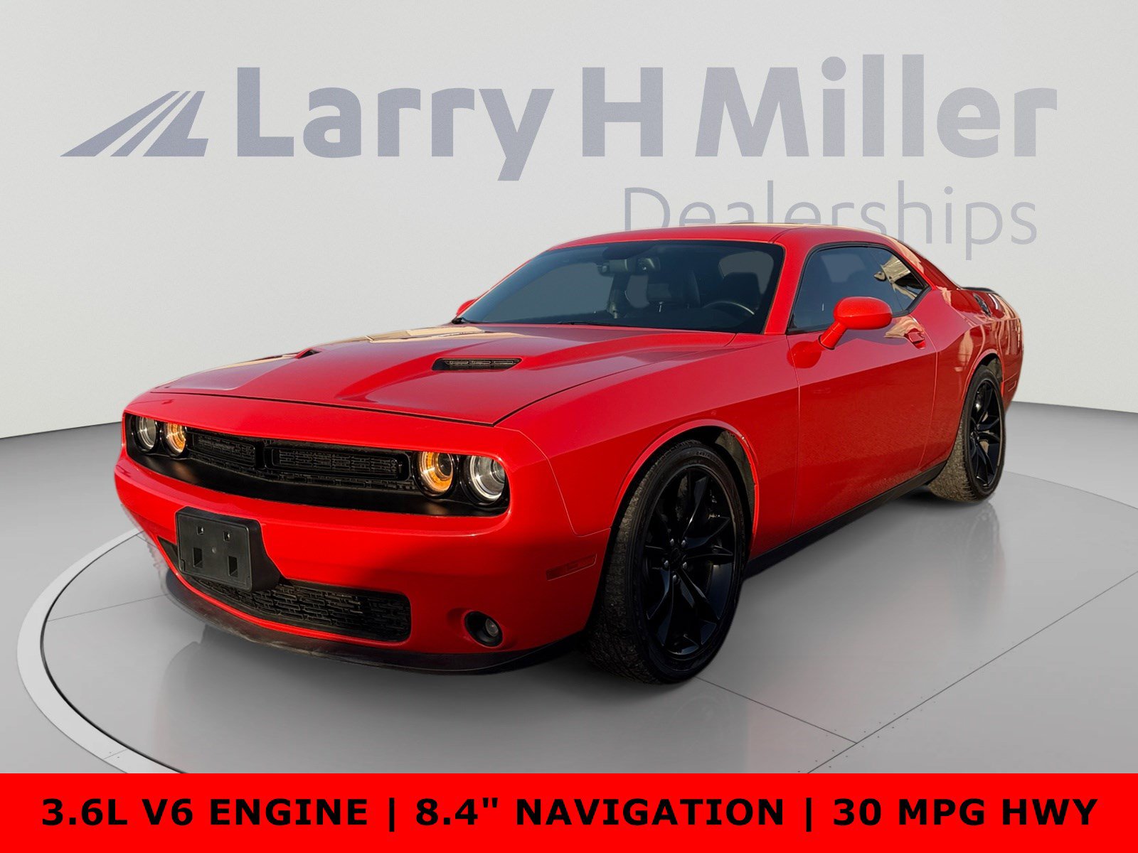 Used 2016 Dodge Challenger SXT w/ Blacktop Package RWD image 1