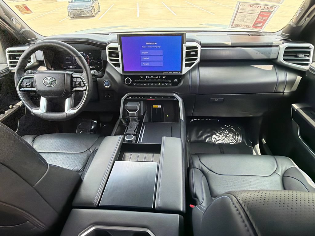Used 2024 Toyota Sequoia Platinum AWD/4WD image 17