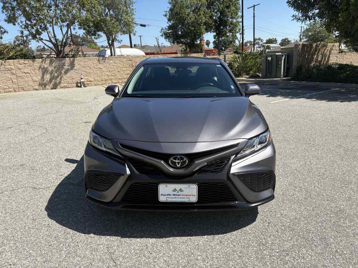 Used 2024 Toyota Camry SE image 6