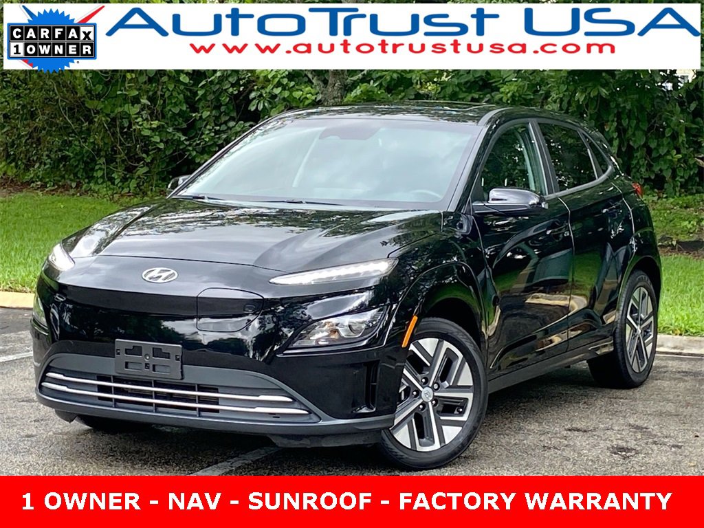 Used 2023 Hyundai Kona SEL image 1