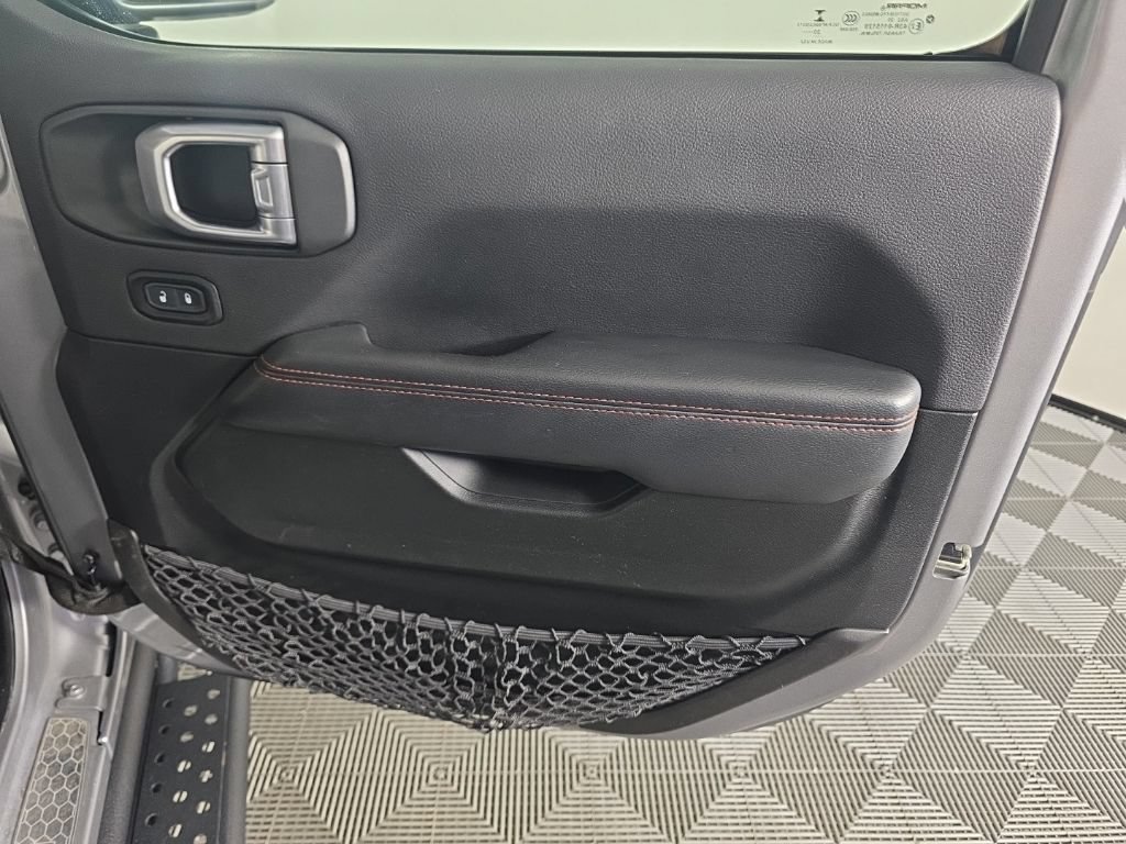 Used 2021 Jeep Wrangler Unlimited Rubicon AWD/4WD image 41