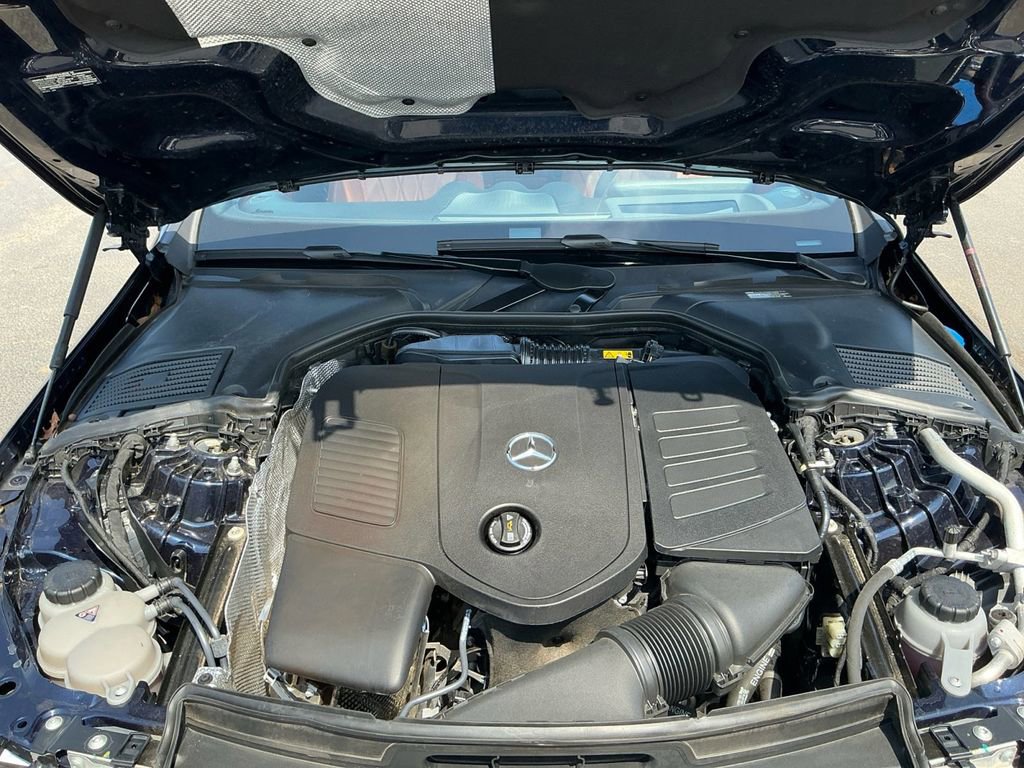 Used 2022 Mercedes-Benz C 300 Sedan image 25