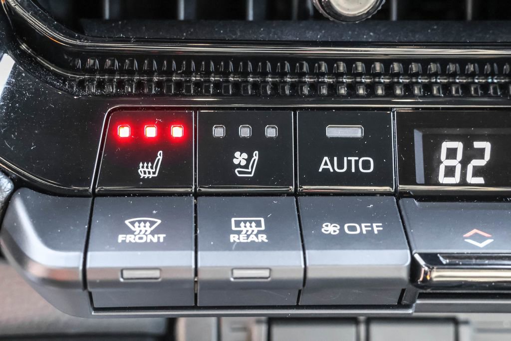 Used 2024 Toyota Land Cruiser w/ Premium Package image 27