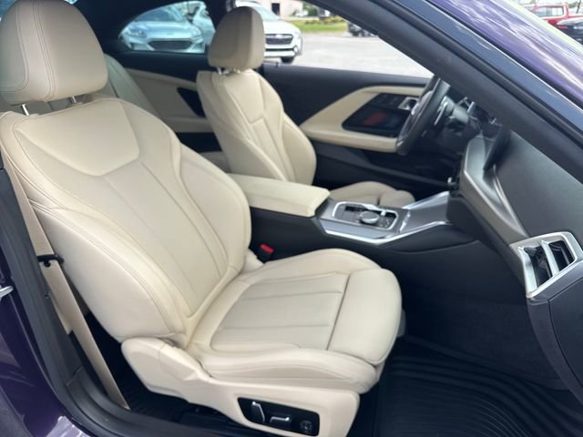 Used 2025 BMW M240i Coupe RWD image 15