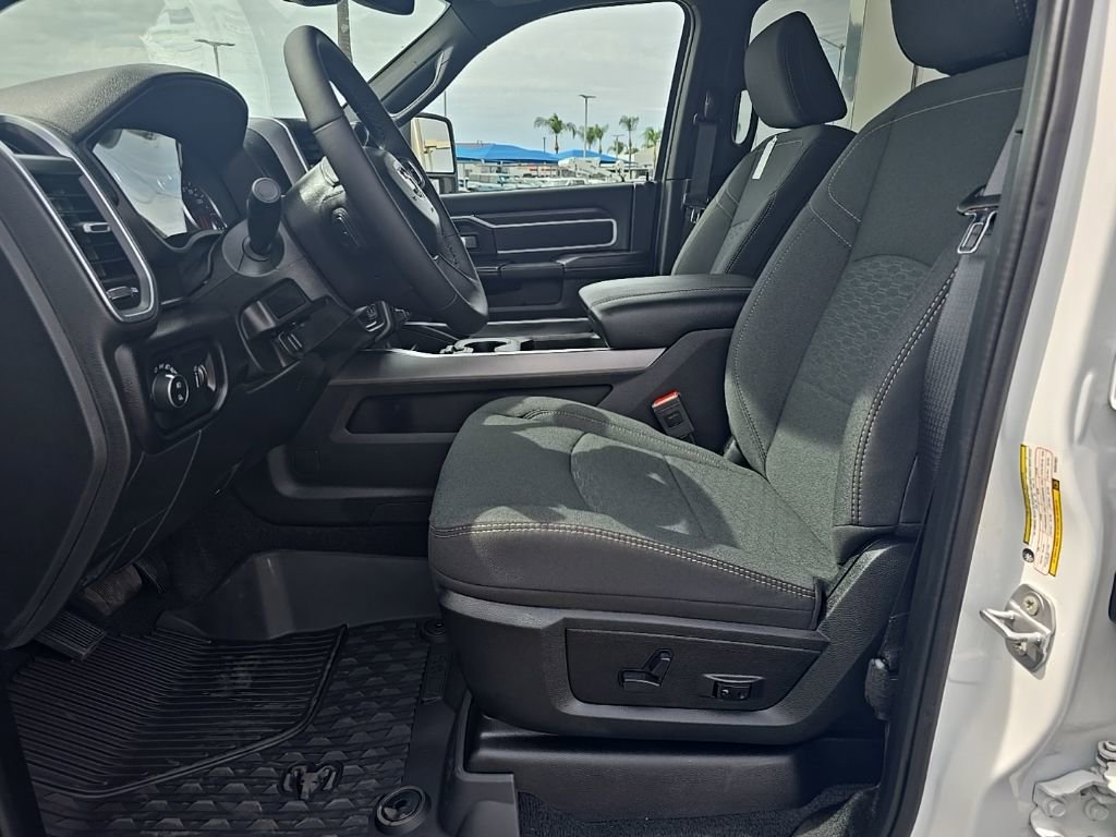New 2025 RAM 2500 Big Horn image 29