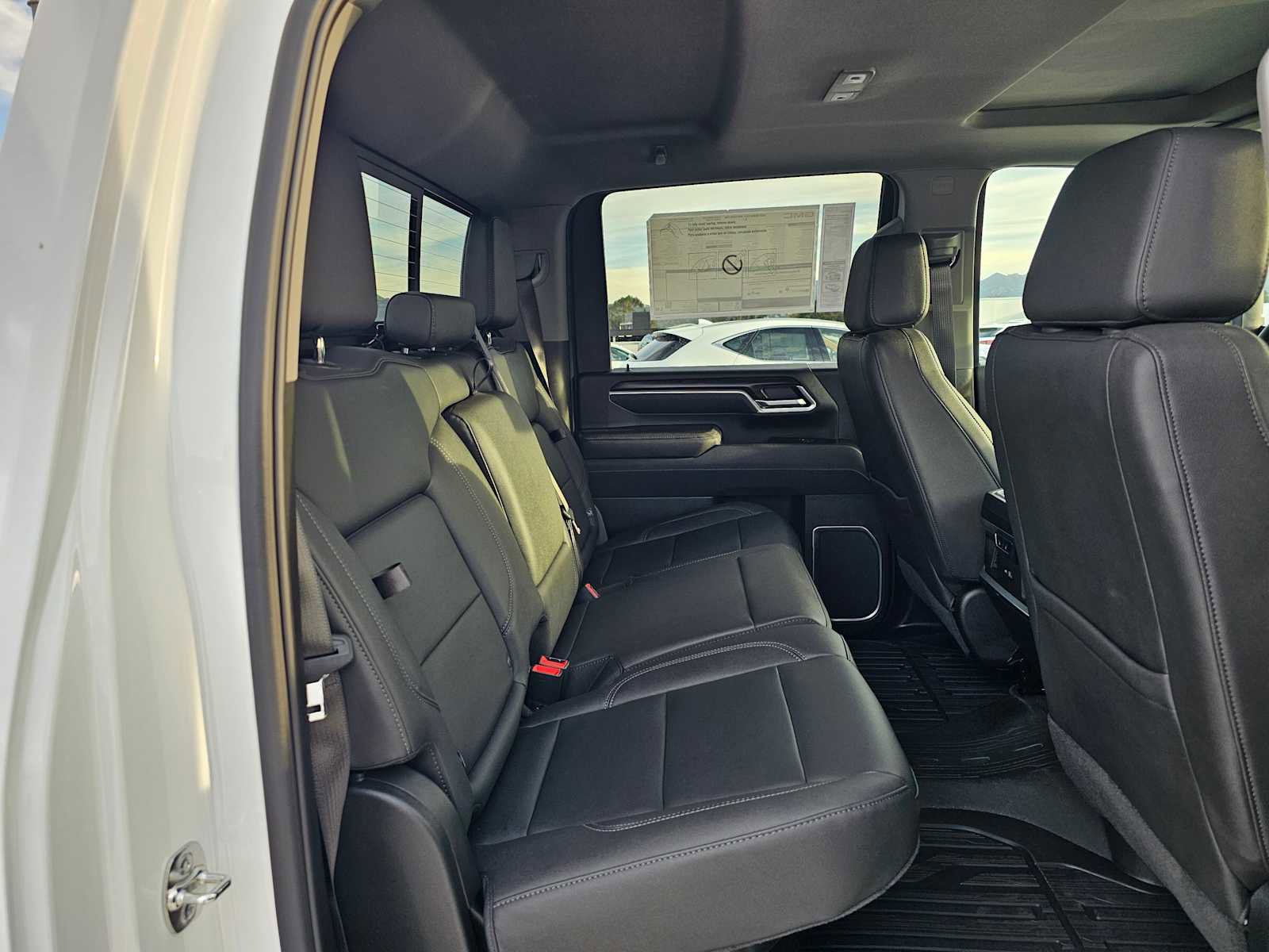 New 2026 GMC Sierra 2500 SLT w/ SLT Convenience Package image 12