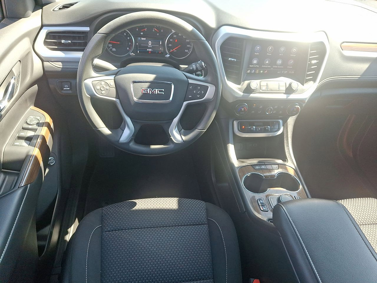 Certified 2023 GMC Acadia SLE w/ Driver Convenience Package AWD/4WD image 21