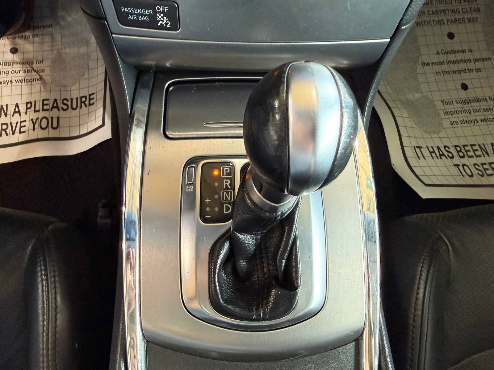 Used 2015 INFINITI Q40 w/ Navigation Package RWD image 17