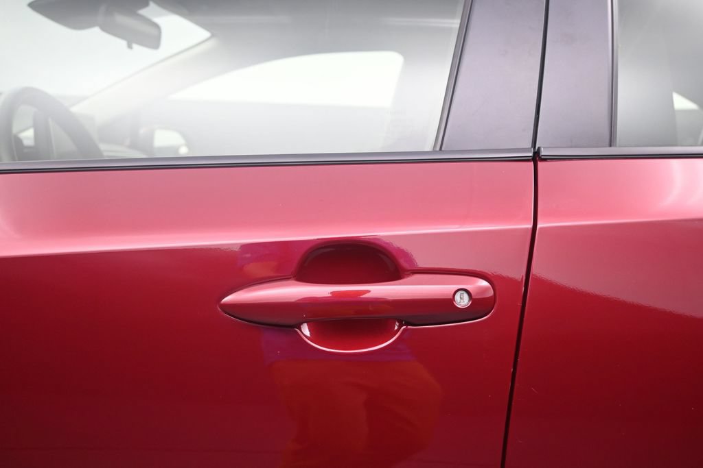 Used 2025 Toyota Corolla LE FWD image 13