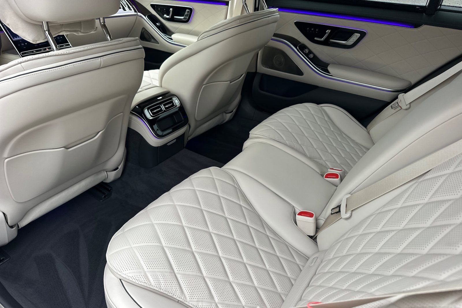 New 2026 Mercedes-Benz S 500 4MATIC image 9