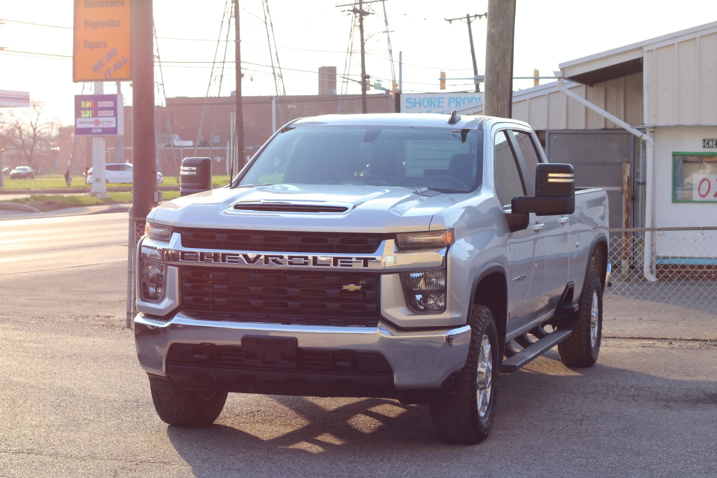 Used 2022 Chevrolet Silverado 3500 LT image 3