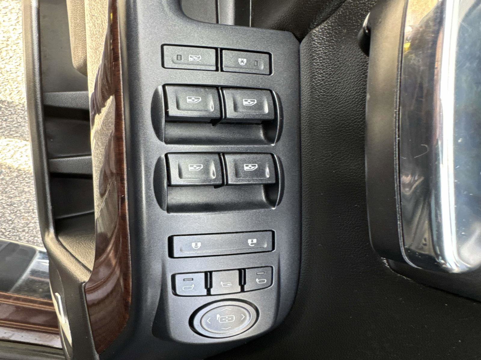 Used 2016 GMC Sierra 1500 SLT w/ SLT Premium Package image 23