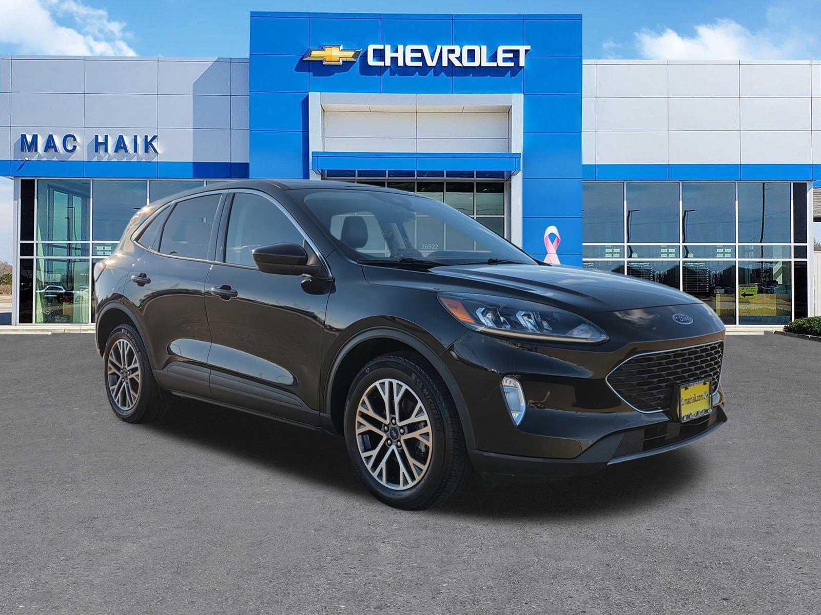 Used 2022 Ford Escape SEL image 2