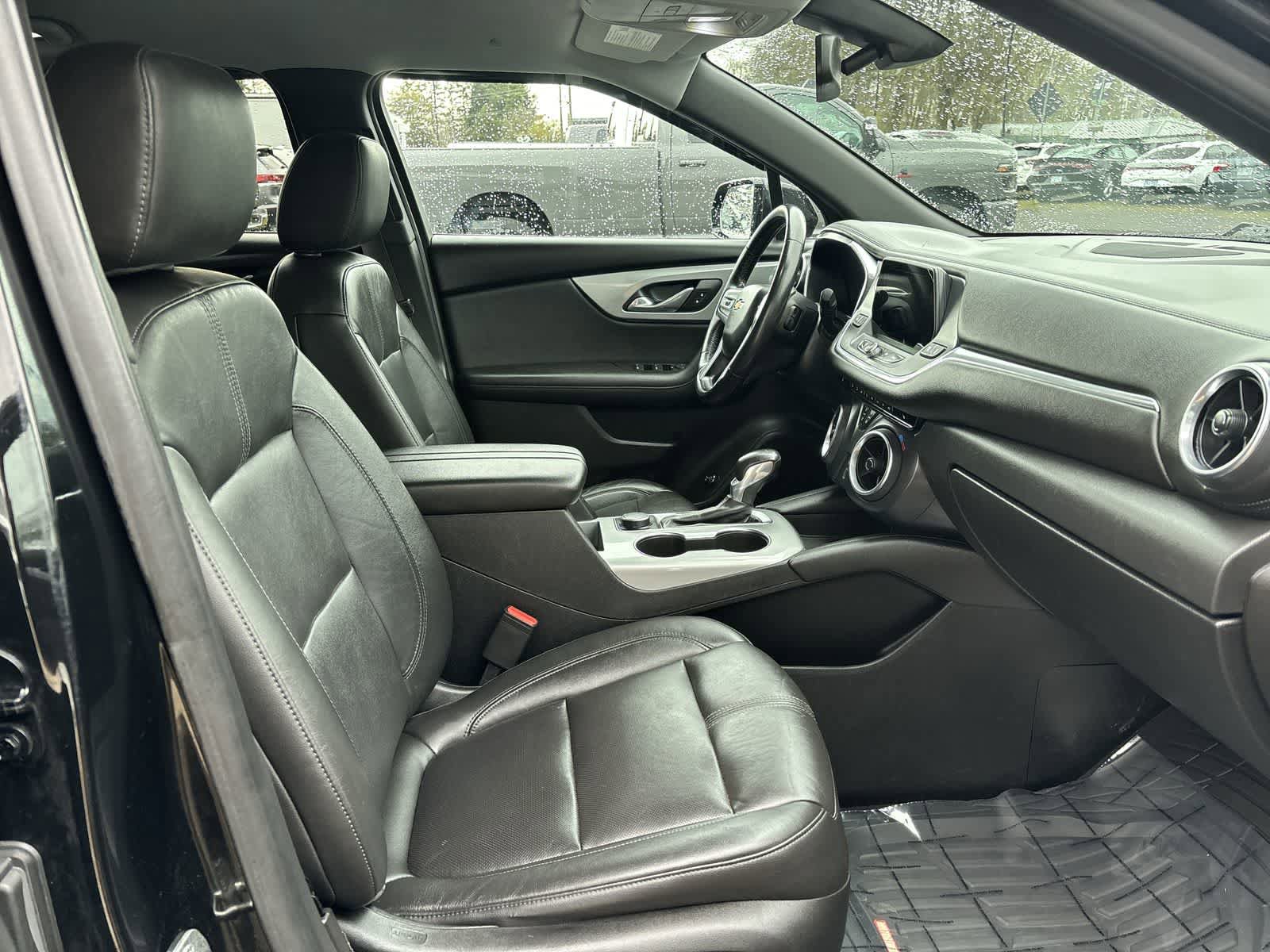 Used 2020 Chevrolet Blazer LT w/ LPO, Sport Package image 4
