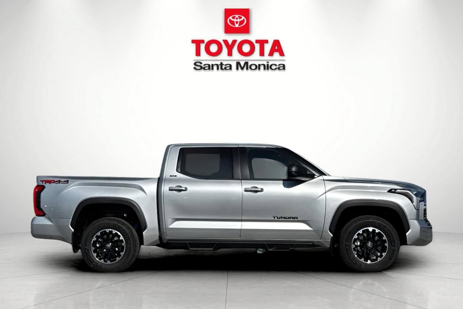 New 2026 Toyota Tundra SR5 w/ SR5 Convenience Package AWD/4WD image 2