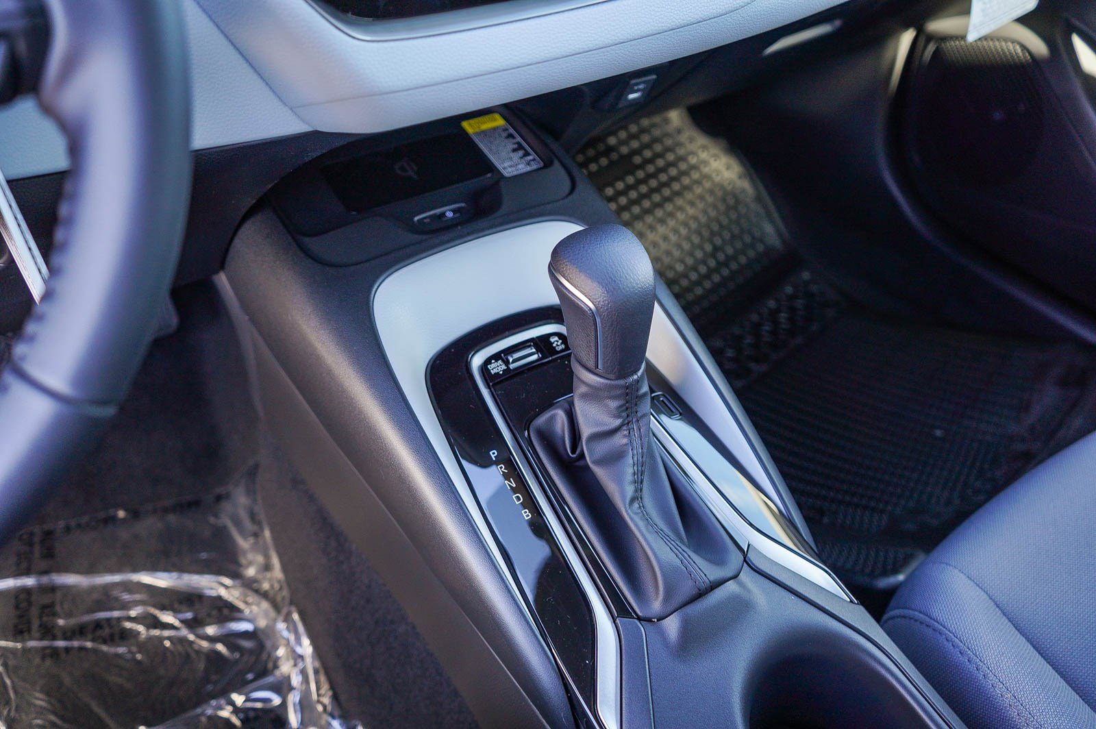 New 2026 Toyota Corolla SE image 25