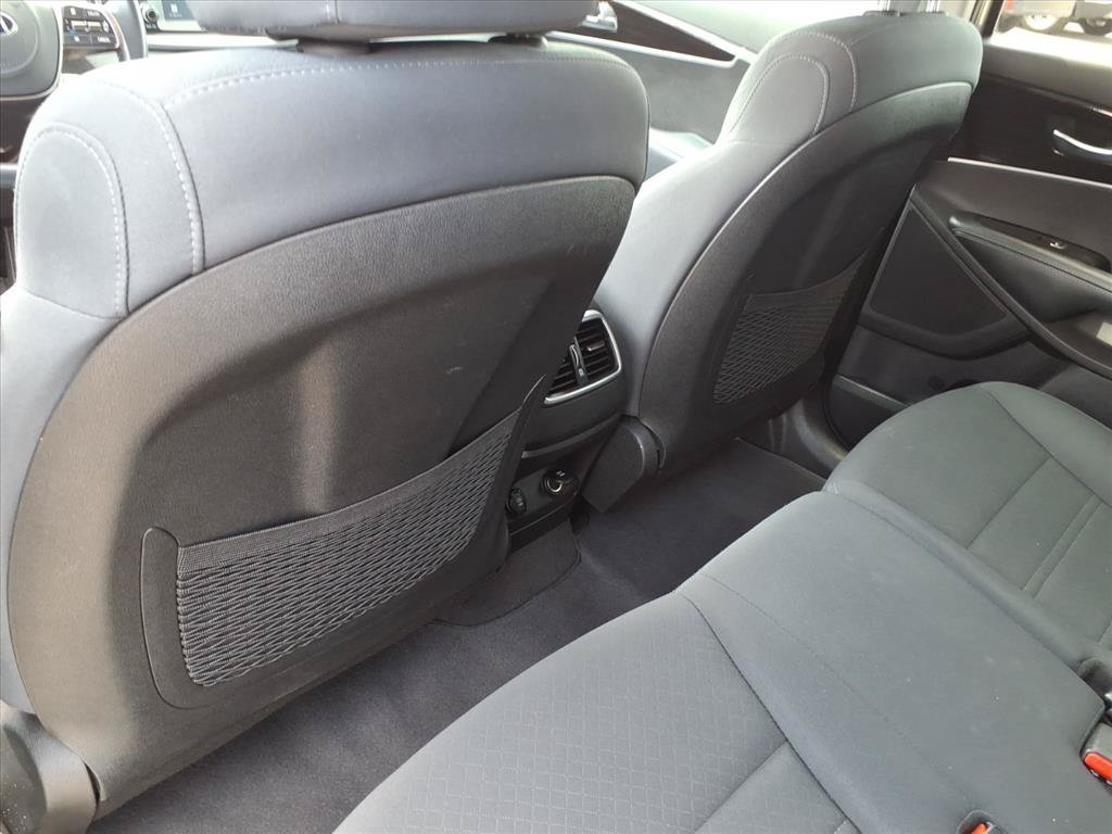 Used 2019 Kia Sorento AWD w/ LX Convenience Package image 16