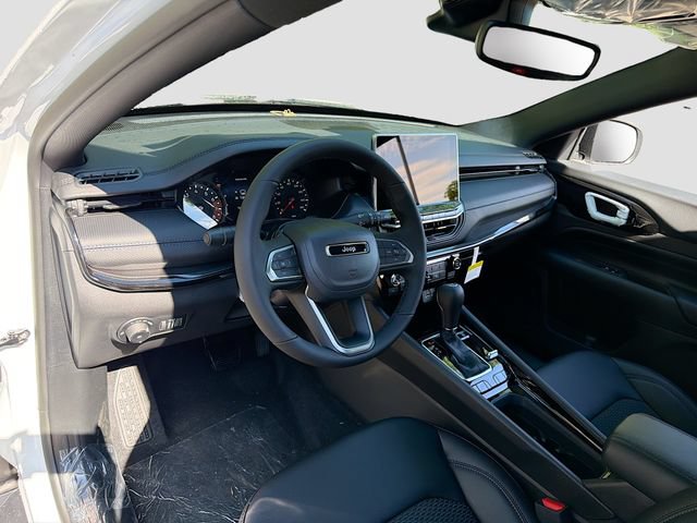 New 2026 Jeep Compass Latitude AWD/4WD image 10