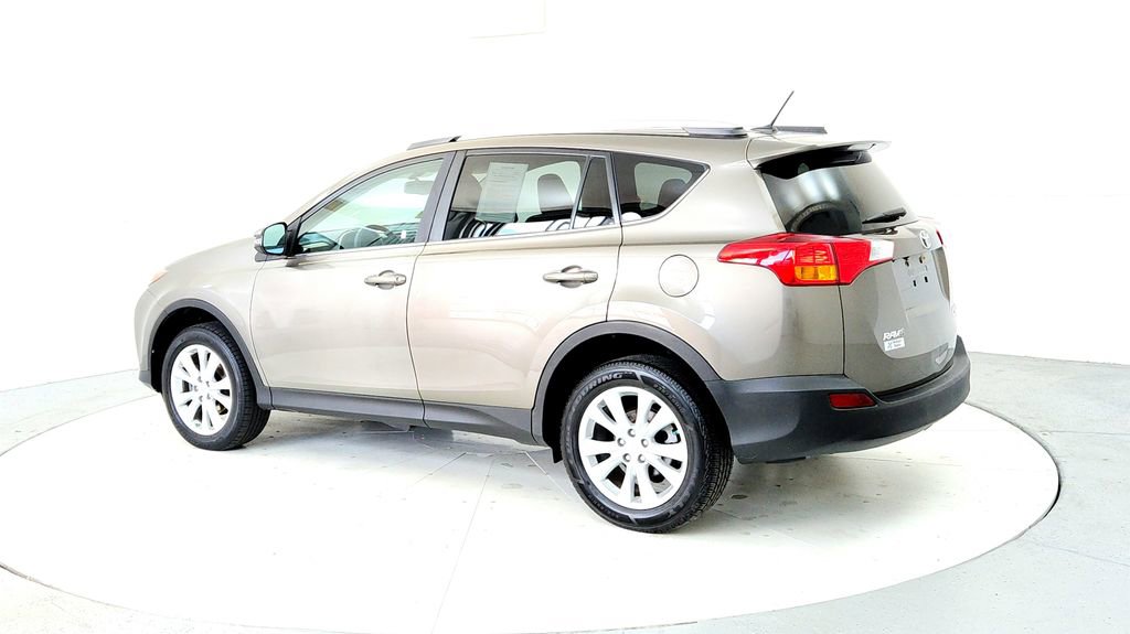 Used 2015 Toyota RAV4 Limited AWD/4WD image 4