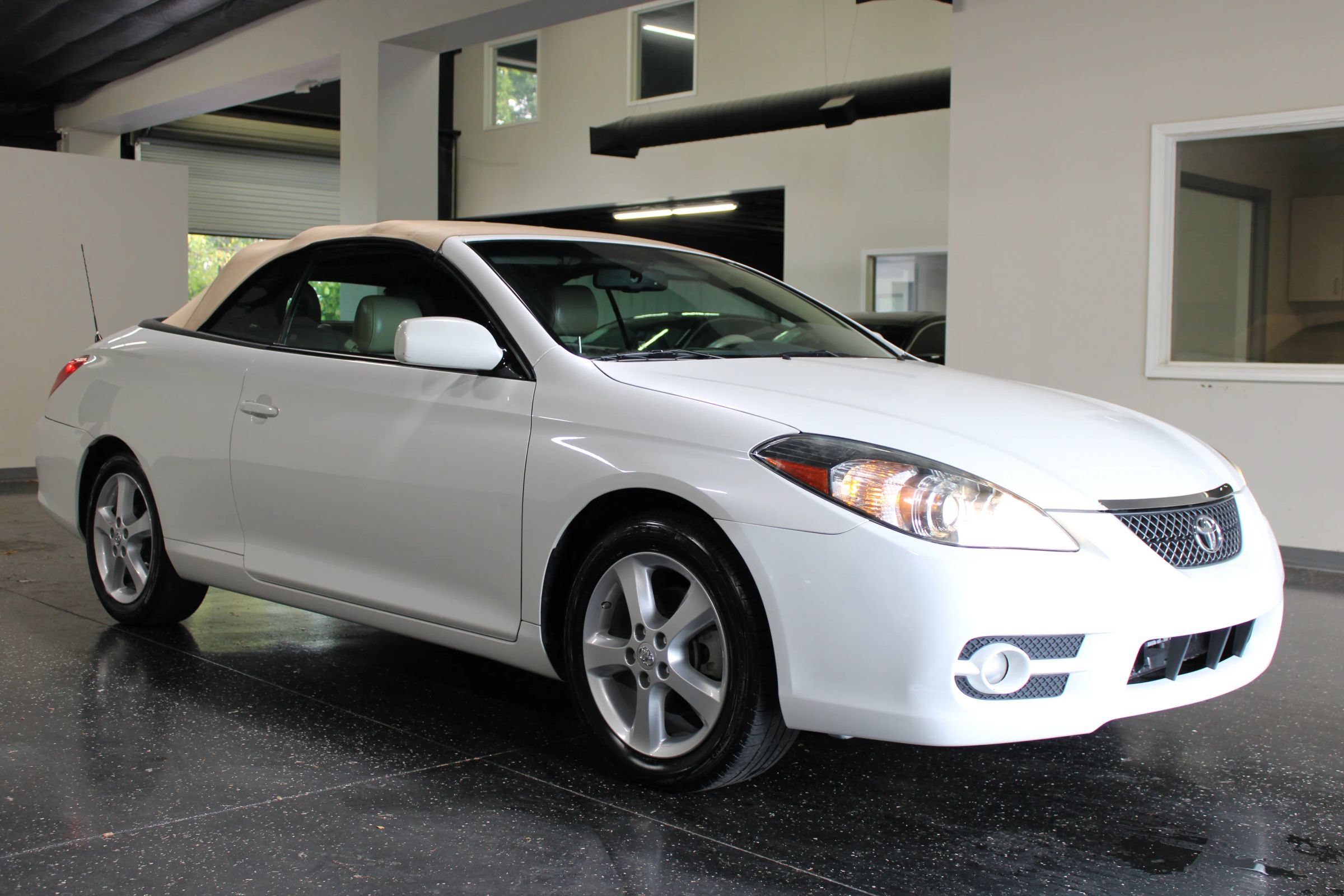 Used 2007 Toyota Solara SLE