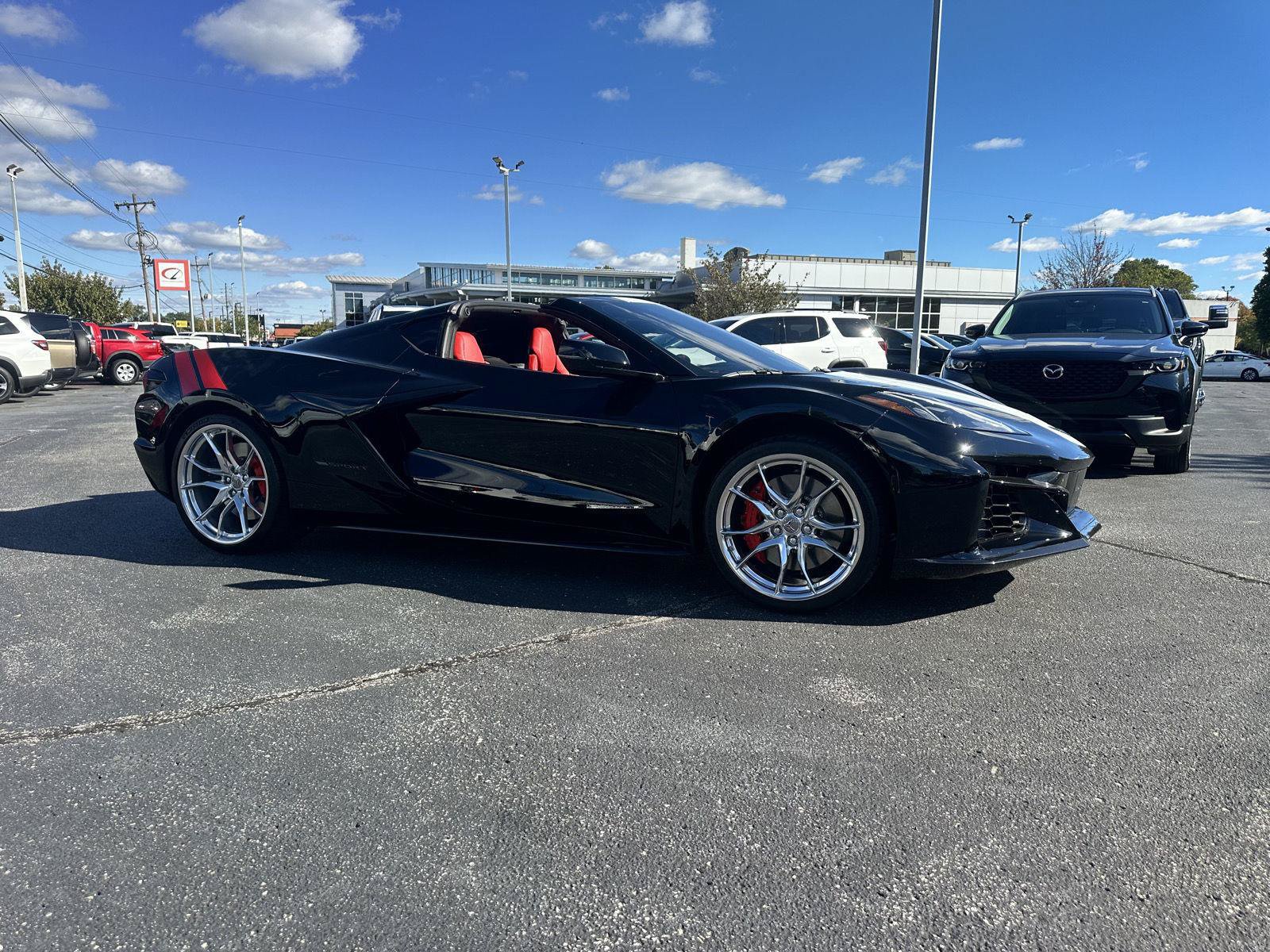 Used 2027 Chevrolet Corvette Grand Sport w/ Z52 Sport Performance Package RWD image 30