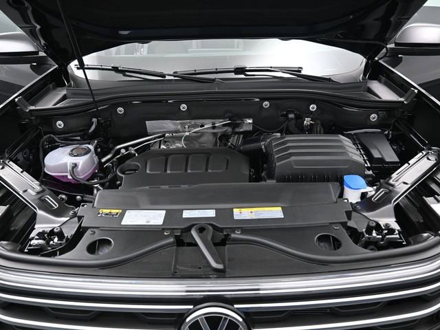 New 2026 Volkswagen Atlas Peak Edition image 8