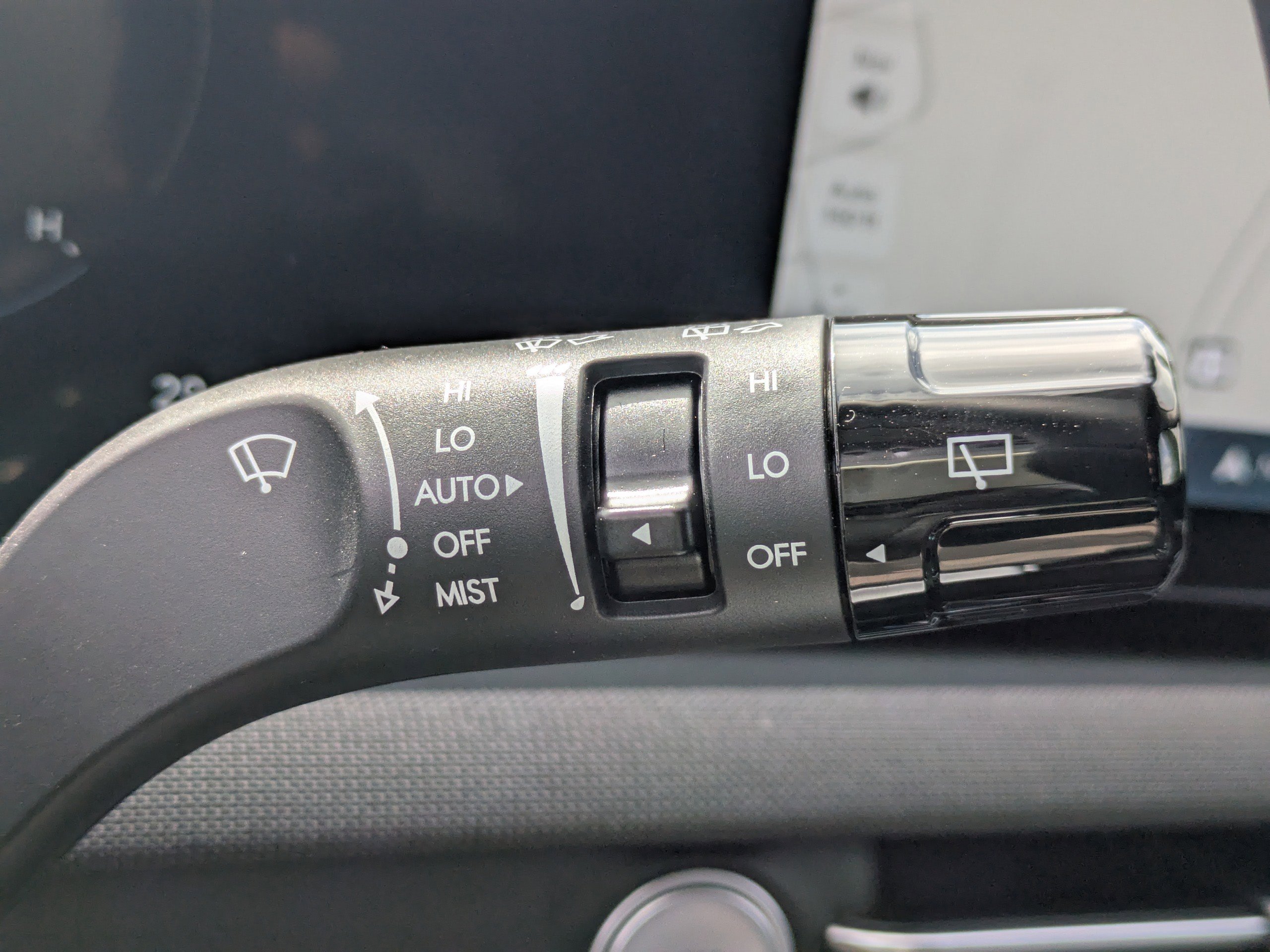 New 2025 Hyundai Tucson Limited FWD image 29