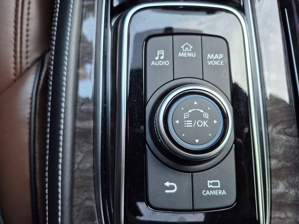 Used 2024 Nissan Armada Platinum w/ Captain's Chairs Package image 18