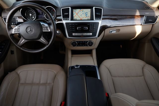 Used 2016 Mercedes-Benz GL 450 4MATIC 4dr GL 450 image 22