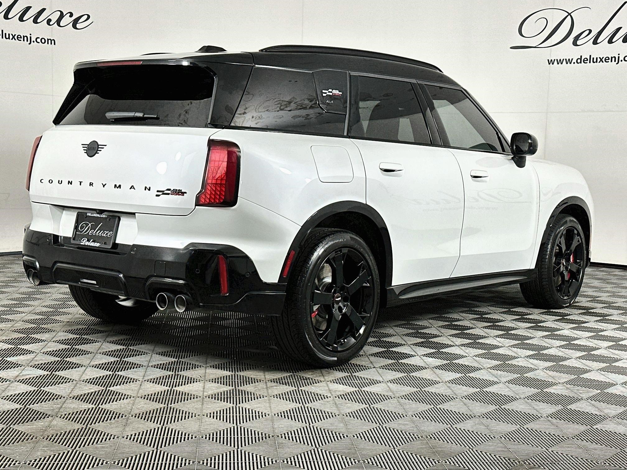 Used 2025 MINI Cooper Countryman John Cooper Works w/ Comfort Package Max AWD/4WD image 6