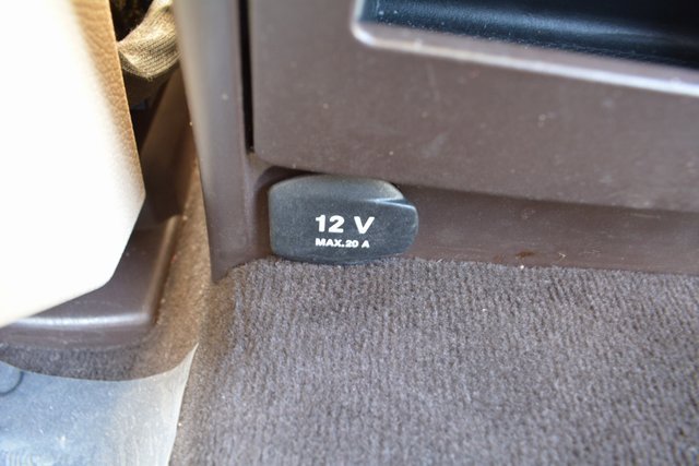 Used 2018 Mercedes-Benz GLE 350 w/ Premium 1 Package image 32