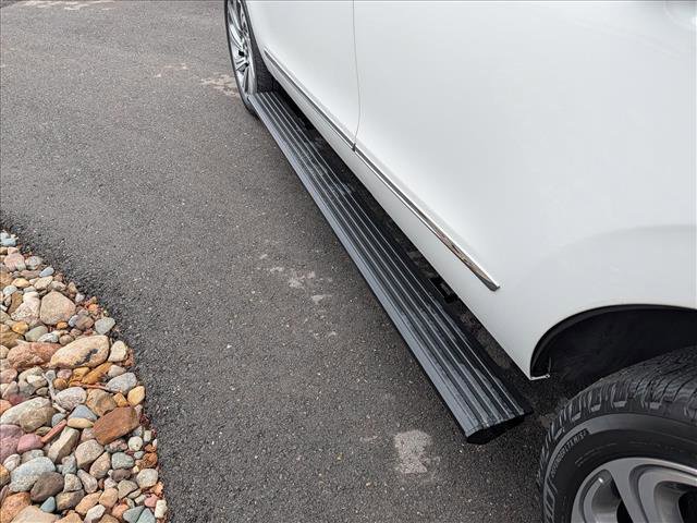 Used 2022 Lincoln Navigator Reserve image 12