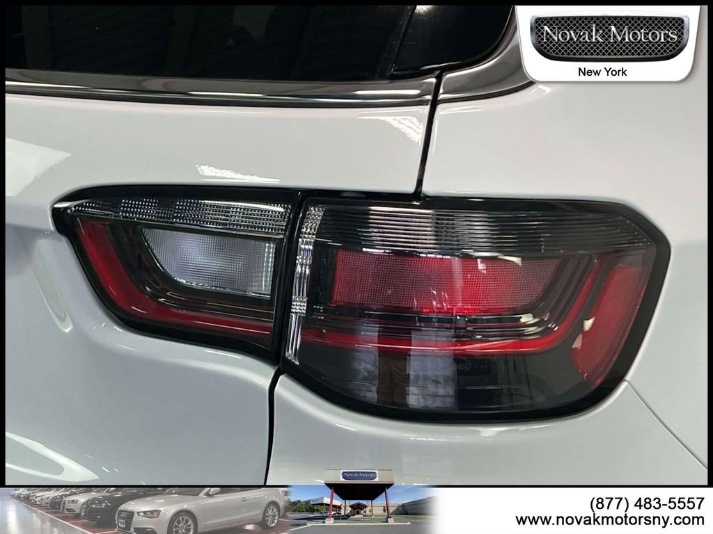 Used 2023 Jeep Compass Limited w/ Elite Group image 11