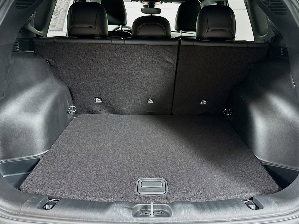 New 2026 Jeep Compass Latitude image 20