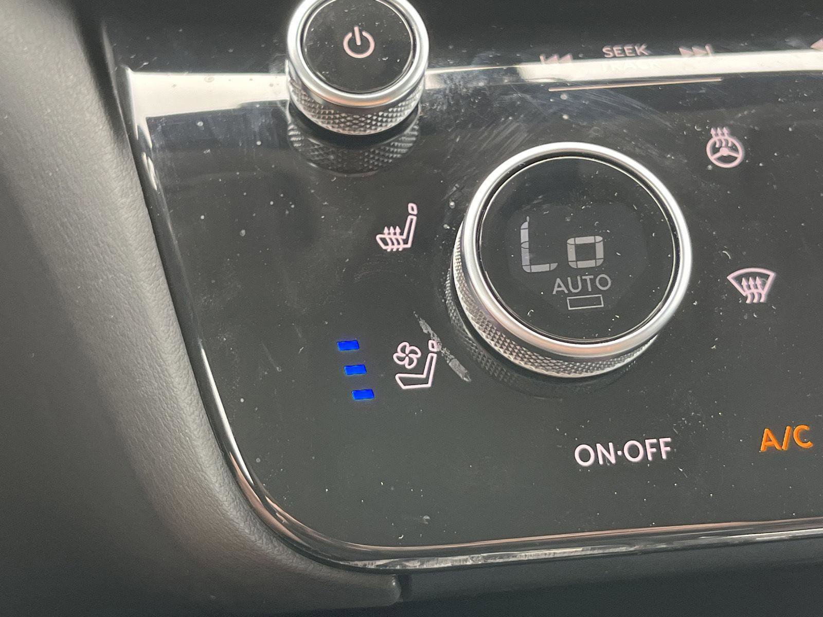 Certified 2025 INFINITI QX60 Luxe image 37