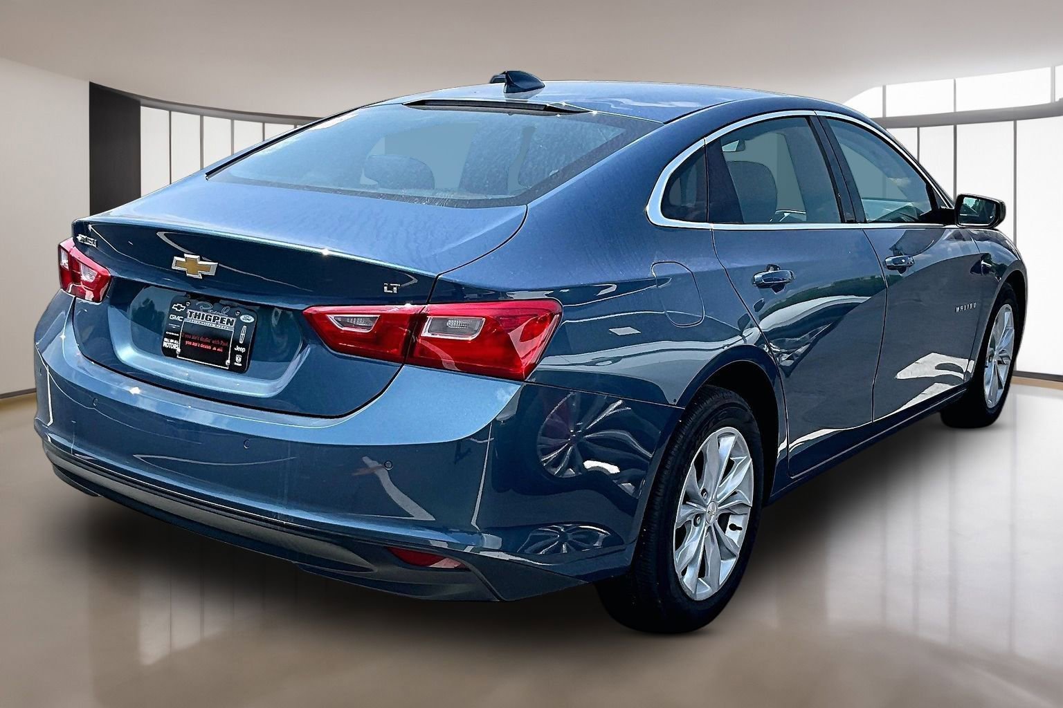Used 2025 Chevrolet Malibu LT FWD image 6