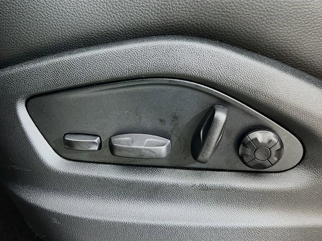 New 2026 Porsche Cayenne image 22