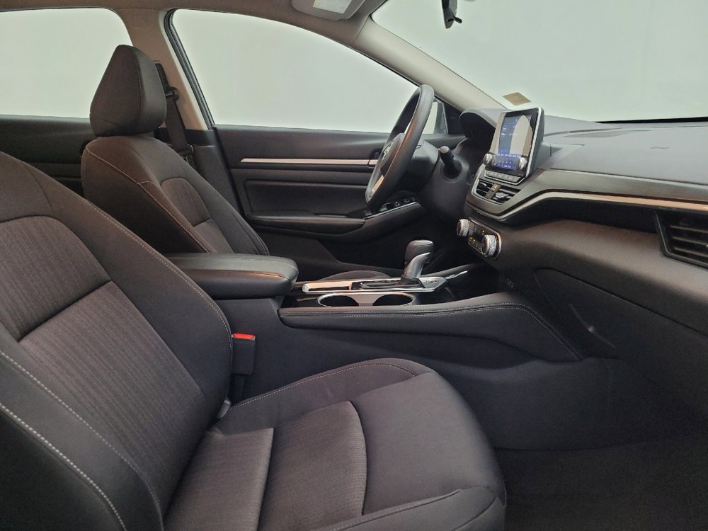 Used 2023 Nissan Altima 2.5 SV image 21