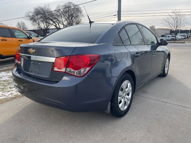 Used 2014 Chevrolet Cruze LS image 12