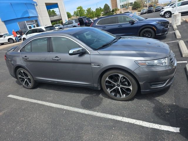Used 2014 Ford Taurus Limited w/ Equipment Group 301A FWD image 3