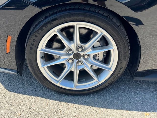 Used 2024 Ford Mustang GT Premium image 7