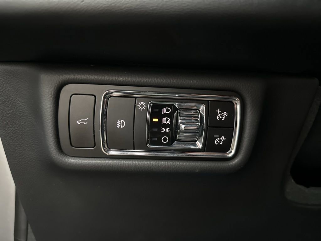 Used 2023 Lincoln Aviator Reserve w/ Equipment Group 201A image 34