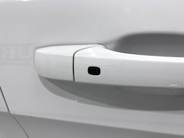 Used 2017 Jeep Grand Cherokee Laredo image 31