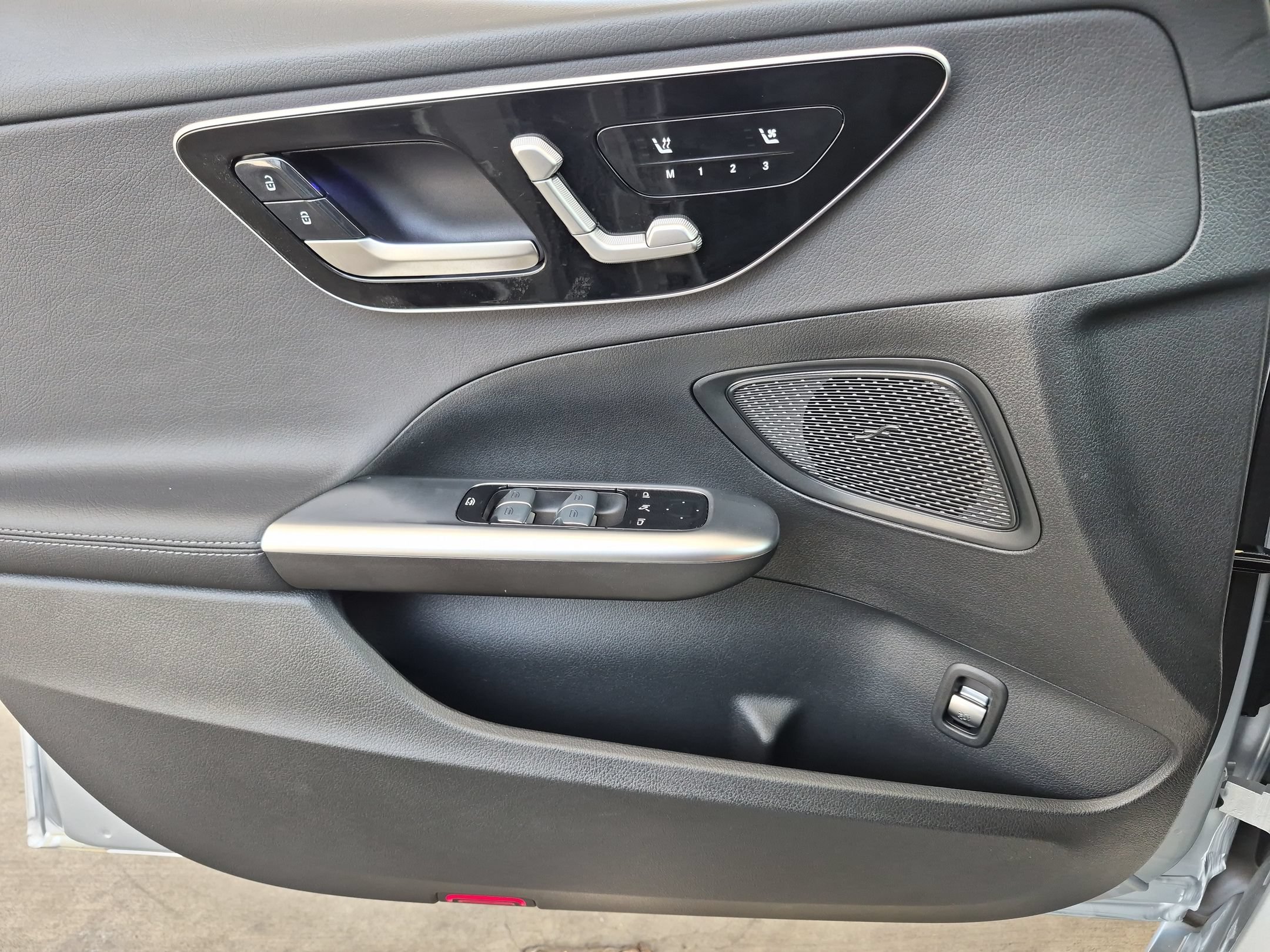 New 2026 Mercedes-Benz C 300 4MATIC Sedan image 14
