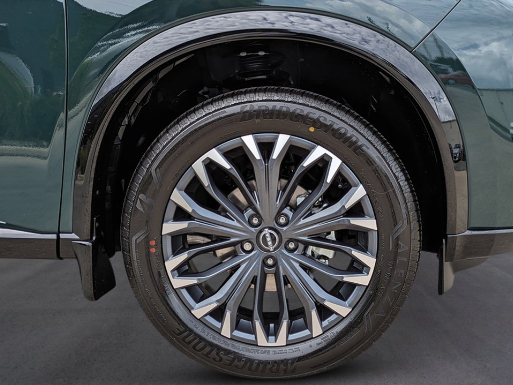 New 2026 Nissan Rogue Platinum AWD/4WD image 9