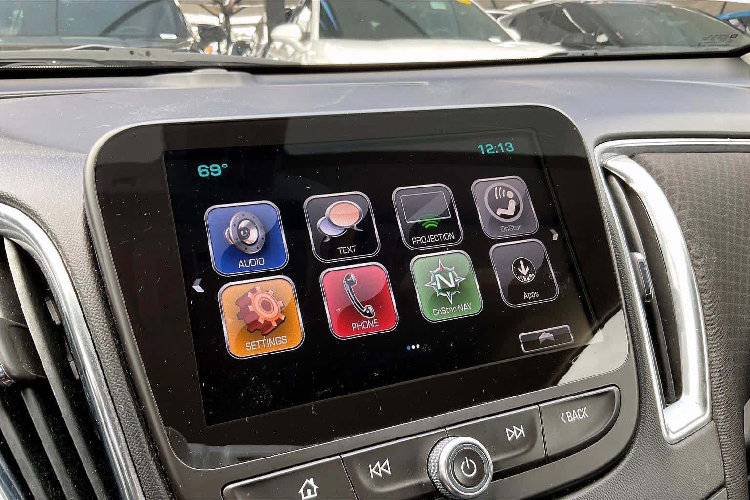 Used 2017 Chevrolet Malibu LT FWD image 31