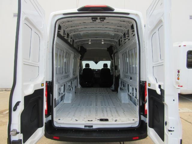 Used 2023 Ford Transit 250 148 High Roof Extended AWD image 9