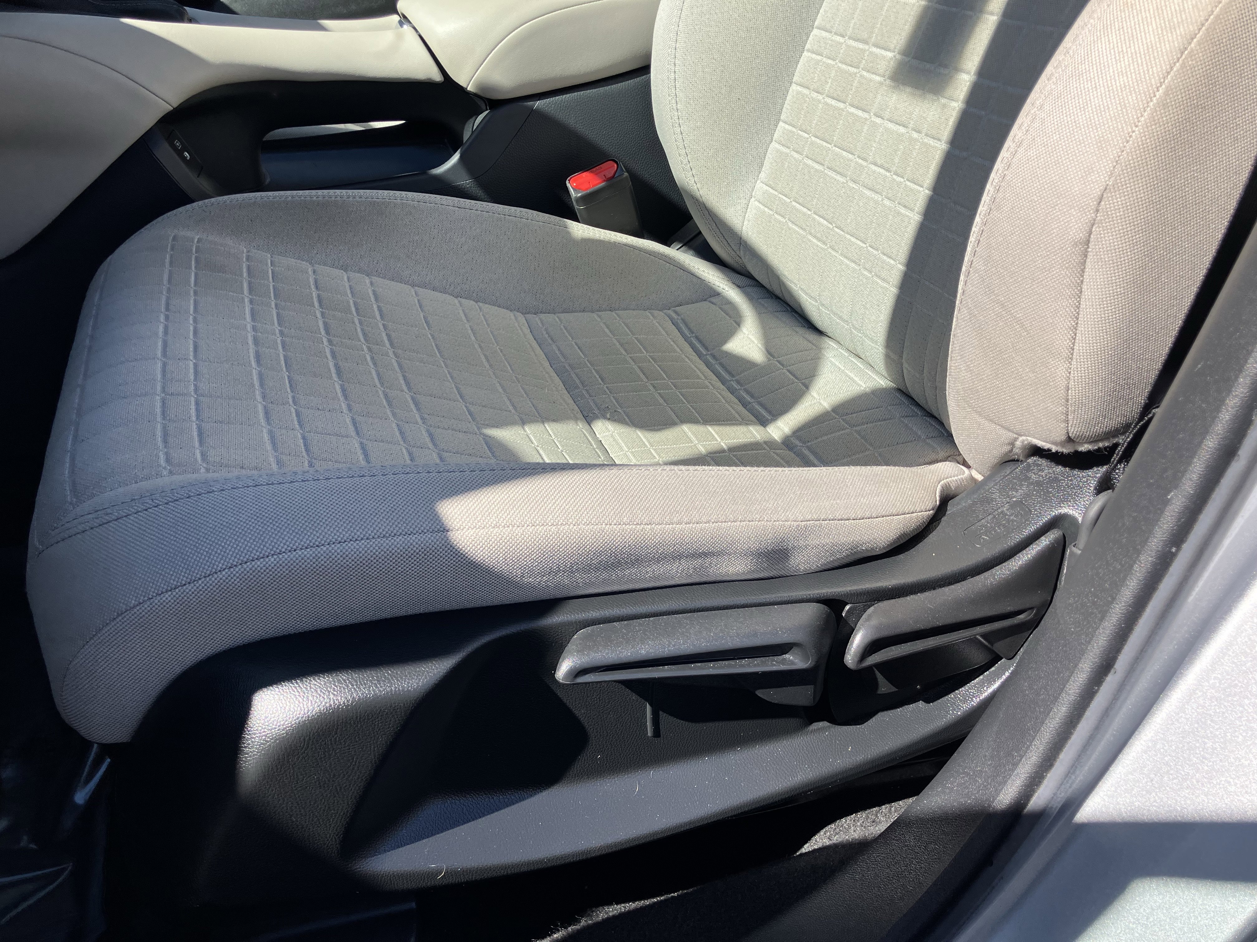 Used 2024 Honda HR-V LX image 17