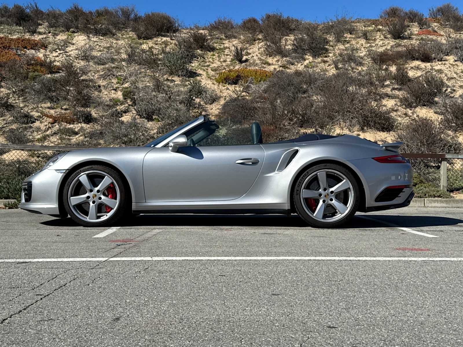 Certified 2017 Porsche 911 Turbo image 2