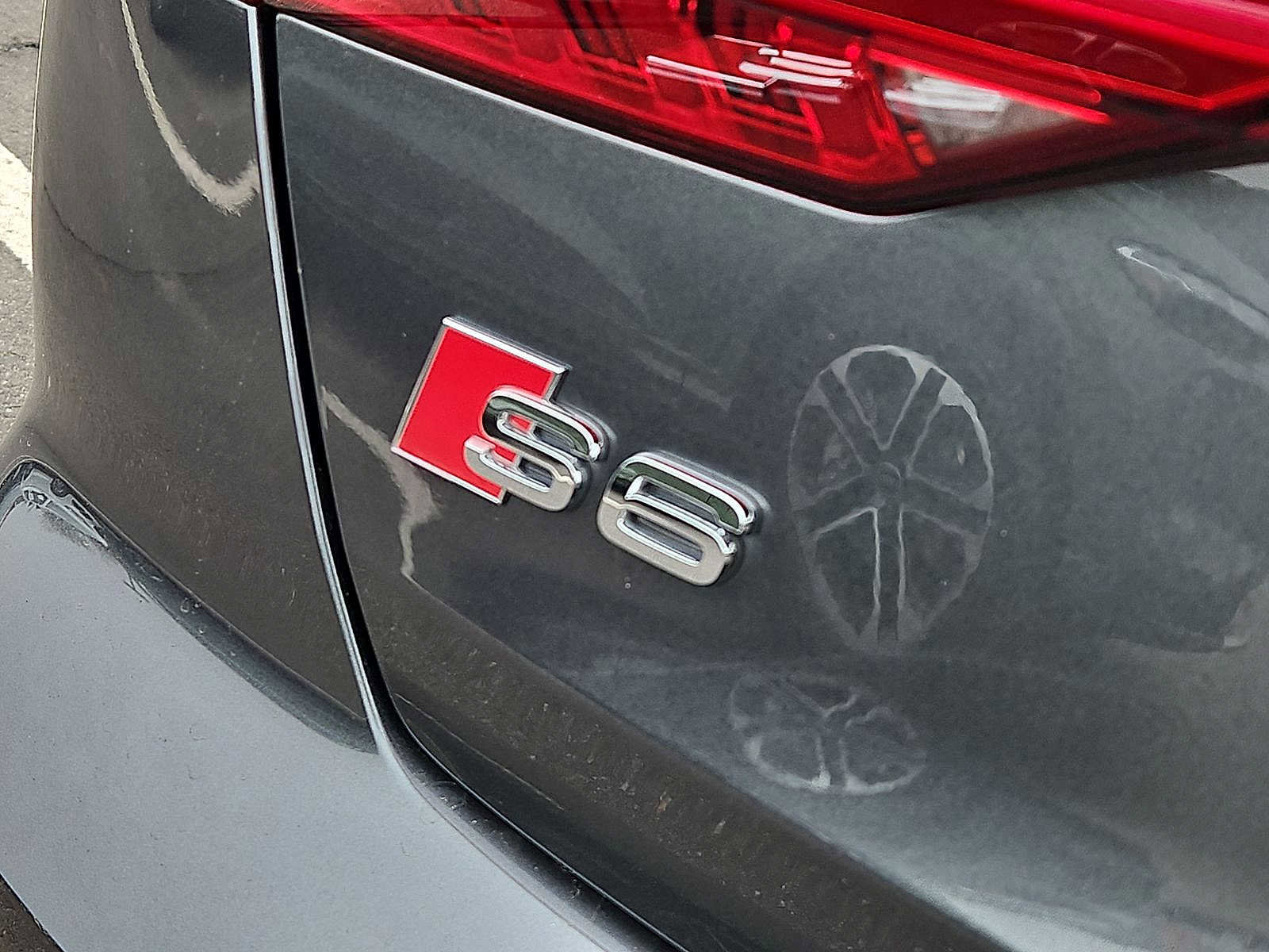 Used 2023 Audi S6 Premium Plus w/ Premium Plus Package image 24